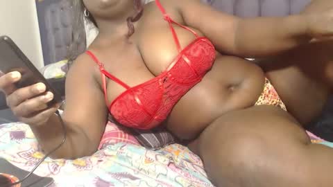 lola_honney online show from 8, 11, 2025