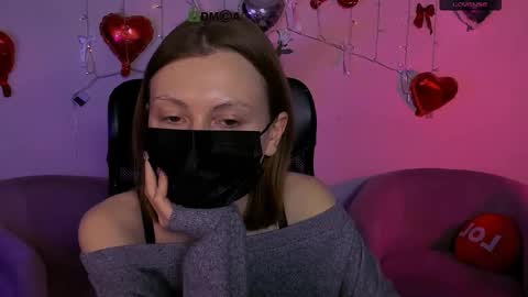 Snapshot of lola_moans chatting on 10, 3, 2026 lola_moans online show from 10, 3, 2026