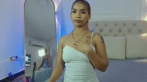 Snapshot of lola_red956680 chatting on 27, 10, 2025 lola red online show from 27, 10, 2025