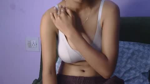 lolaa online show from 16, 3, 2026
