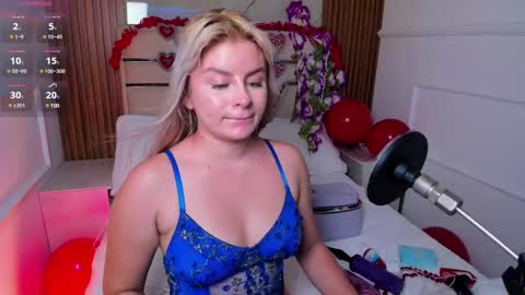 Lola Angel online show from 14, 2, 2025