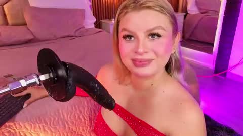 Lola Angel online show from 15, 6, 2026
