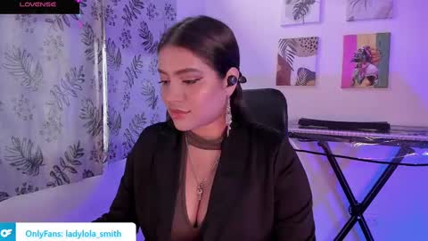 Snapshot of lolaasmith_21 chatting on 5, 3, 2025 lolaasmith_21 online show from 5, 3, 2025