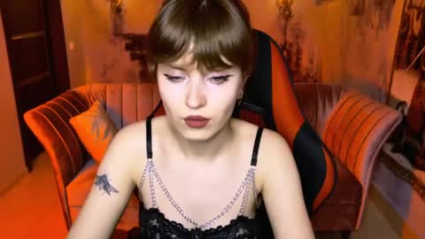 Snapshot of lolaasmus chatting on 23, 5, 2026 I consider myself the god Loki but life just calls me LOL online show from 23, 5, 2026