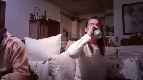 LOLA HUESO y ERIC online show from 24, 2, 2025