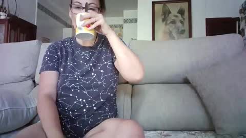 LOLA HUESO y ERIC online show from 9, 6, 2026
