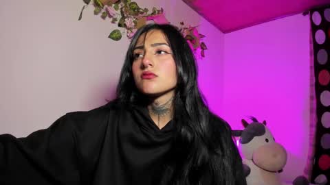 Lola online show from 25, 2, 2026