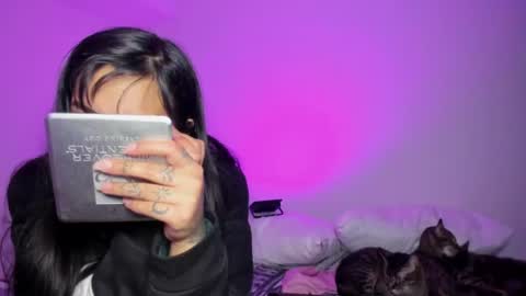 Snapshot of lolaleah_ chatting on 15, 6, 2026 Lola online show from 15, 6, 2026