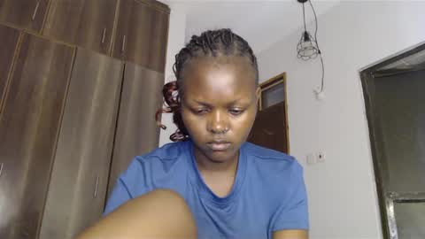 Snapshot of lolamia7 chatting on 20, 2, 2025 lolamia7 online show from 20, 2, 2025