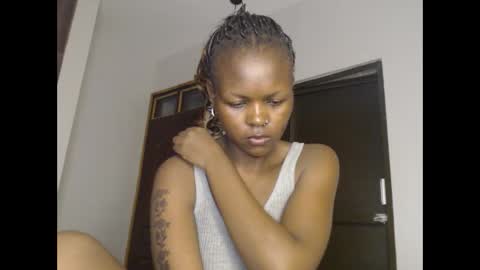 Snapshot of lolamia7 chatting on 10, 3, 2025 lolamia7 online show from 10, 3, 2025