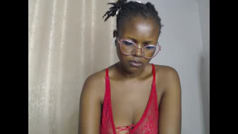 Snapshot of lolamia7 chatting on 9, 3, 2026 lolamia7 online show from 9, 3, 2026