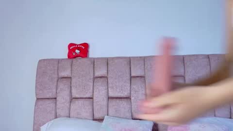 Snapshot of lolayun chatting on 2, 10, 2025 Lola online show from 2, 10, 2025