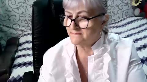 LolkaAlyss online show from 5, 3, 2025