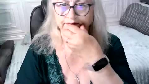 LolkaAlyss online show from 4, 6, 2026