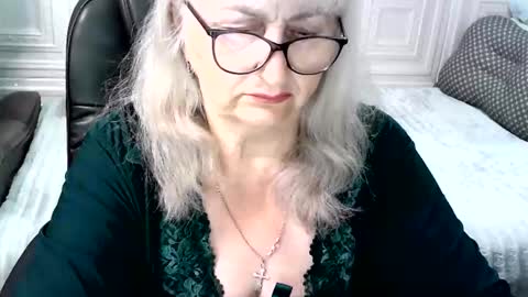 LolkaAlyss online show from 9, 6, 2026
