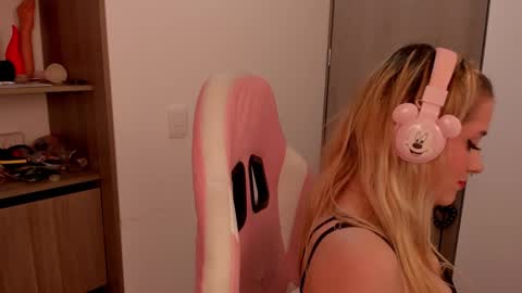 Lolly  online show from 15, 2, 2025