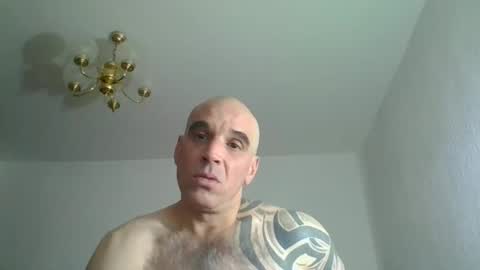 lolotatto online show from 5, 4, 2026