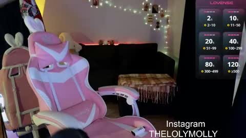 Molli online show from 11, 12, 2024