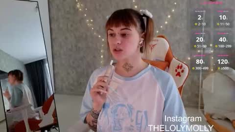 Molli online show from 23, 9, 2025