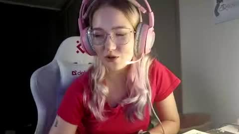 lomamcmeen online show from 18, 6, 2026