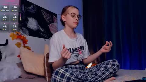 Lona online show from 1, 11, 2025