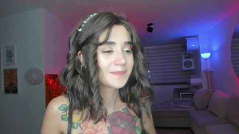 Snapshot of lonelly_lolly98 chatting on 5, 1, 2025 SABRINA online show from 5, 1, 2025