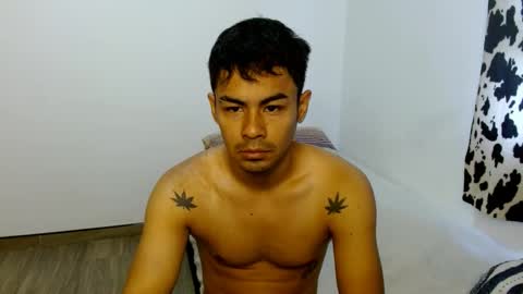 lonelydick2002 online show from 26, 1, 2025