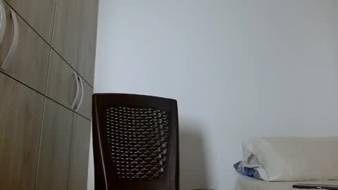 lonelydick2002 online show from 11, 3, 2025