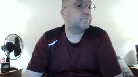 Lonely Man online show from 17, 3, 2026