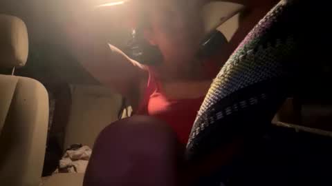 lonelymilfxoxo online show from 21, 5, 2026