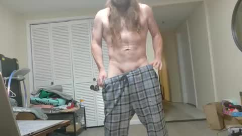 Snapshot of longhairedfreak1921 chatting on 29, 10, 2025 longhairedfreak1921 online show from 29, 10, 2025