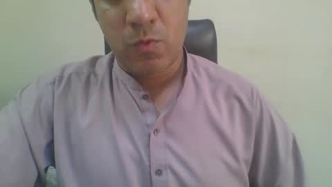Snapshot of longthick1985 chatting on 24, 4, 2026 Lleida-man online show from 24, 4, 2026