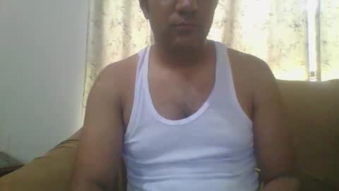 Snapshot of longthick1985 chatting on 1, 5, 2026 Lleida-man online show from 1, 5, 2026
