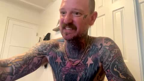 Snapshot of longwalksonthebeach69 chatting on 9, 3, 2026 longwalksonthebeach69 online show from 9, 3, 2026