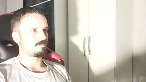 Lucas online show from 11, 3, 2025