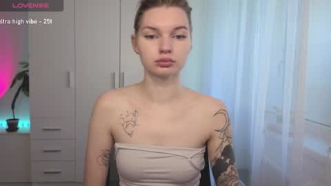 Snapshot of lookluna chatting on 11, 7, 2026 Luna online show from 11, 7, 2026
