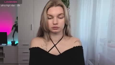 Snapshot of lookluna chatting on 26, 7, 2026 Luna online show from 26, 7, 2026