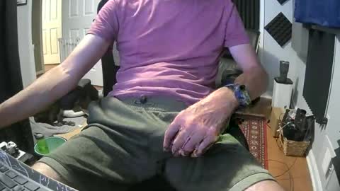 looselycut online show from 4, 7, 2026