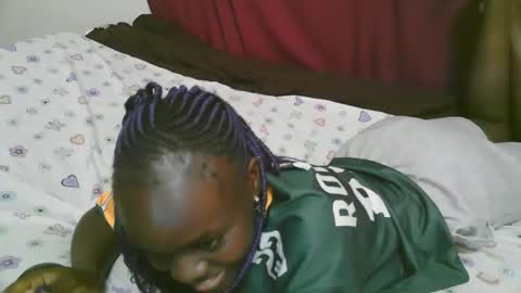 lora_amor online show from 23, 11, 2025