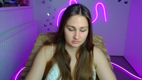 Lora online show from 16, 6, 2026