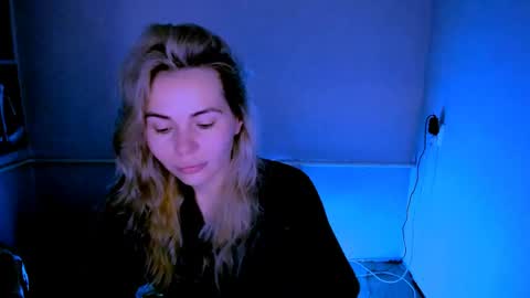 Lora online show from 23, 4, 2026