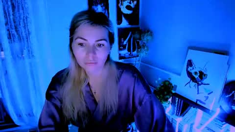 Lora online show from 26, 6, 2026