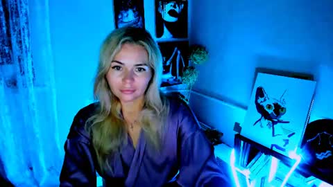 Lora online show from 24, 7, 2026