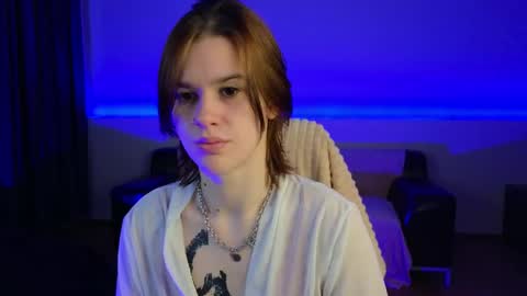 Lora online show from 9, 6, 2026