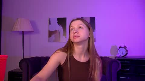 Snapshot of loravey chatting on 11, 6, 2026 LoraVey online show from 11, 6, 2026