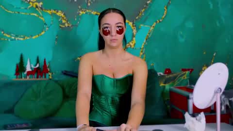 Snapshot of lorawarnner chatting on 28, 12, 2024 Miss online show from 28, 12, 2024