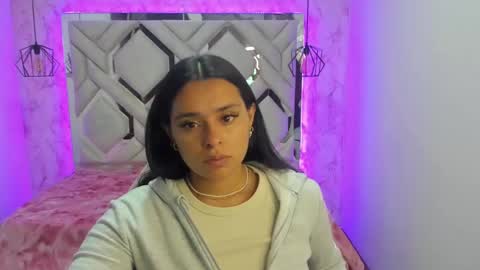 lorem_adams online show from 25, 1, 2025