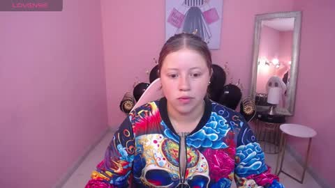 lorethe_demon online show from 20, 4, 2026