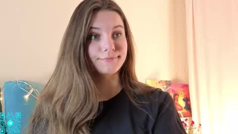 Snapshot of lorettadunnelli chatting on 16, 11, 2025 Chloe for Fan BlackHole online show from 16, 11, 2025