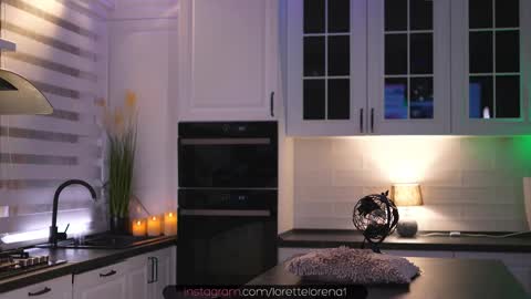 Snapshot of lorettelorenaa chatting on 8, 9, 2025 LoretteLorena online show from 8, 9, 2025